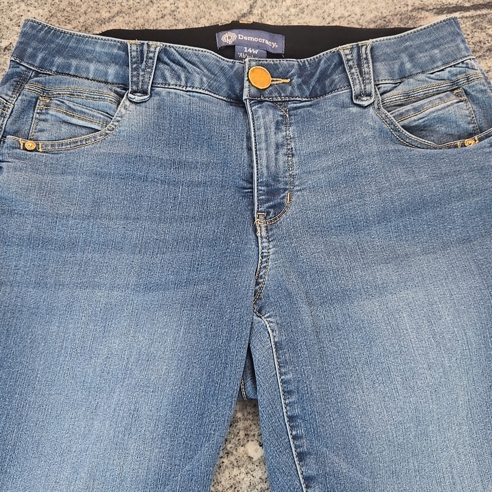 Democracy Absolution Women’s Size 14 Stretch Skinny Denim Jeans